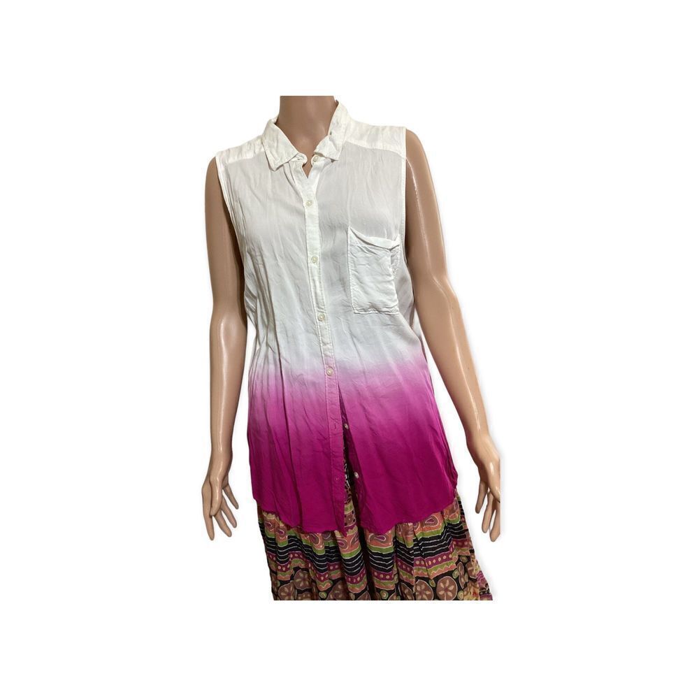 a.n.a Silky Soft Ombré Button Down Size: XL